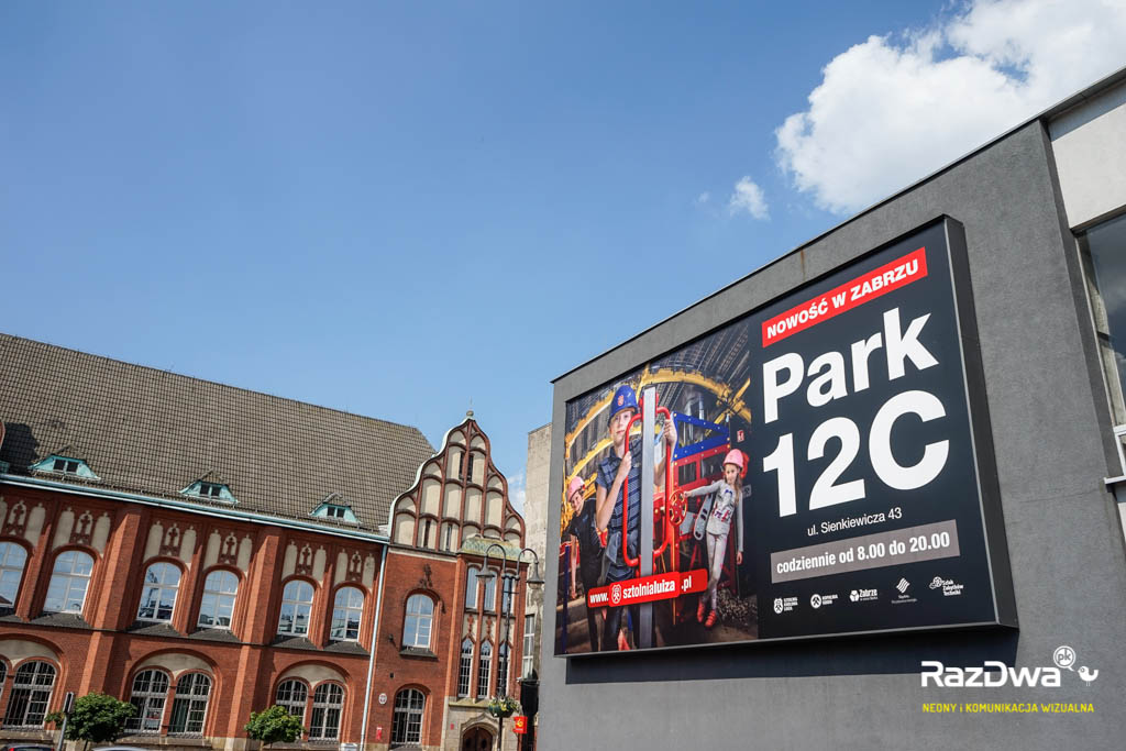 park-12-c-backlight-pkp-zabrze-reklama-wielkoformatowa-4