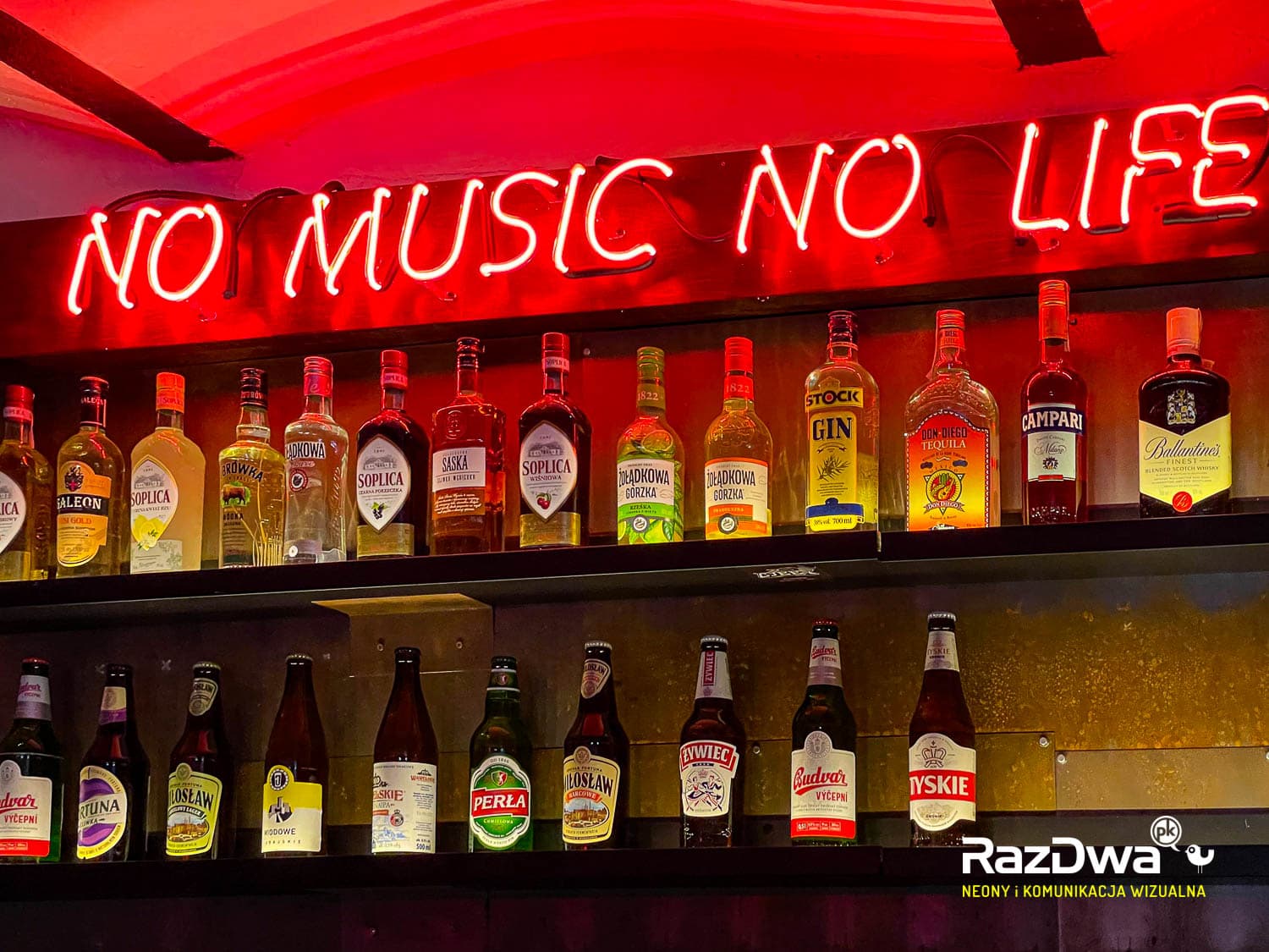 neon-pub-brama-zabrze-no-music-no-life-11